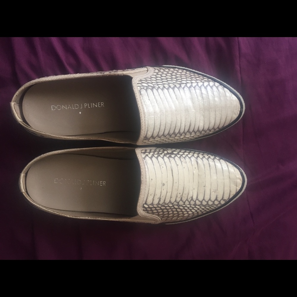 Donald j plainer sneakers